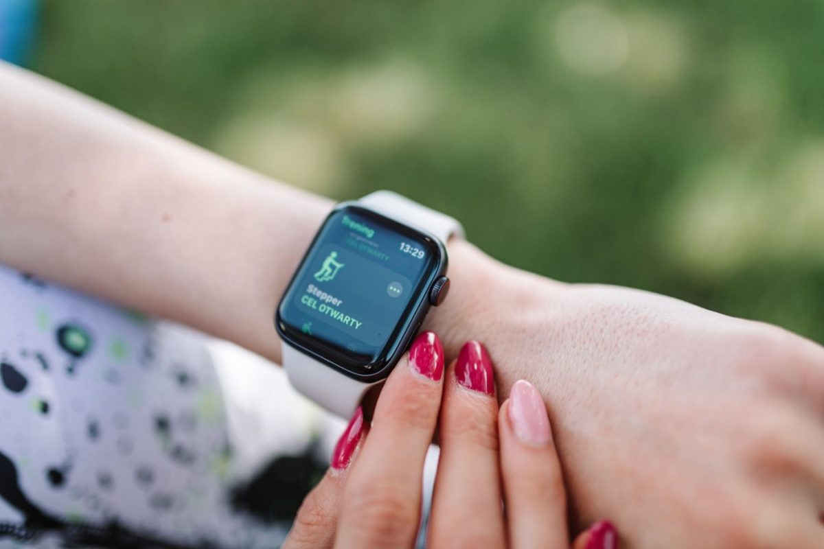 Apple Watch ou Garmin : quelle montre pour l'activité quotidienne