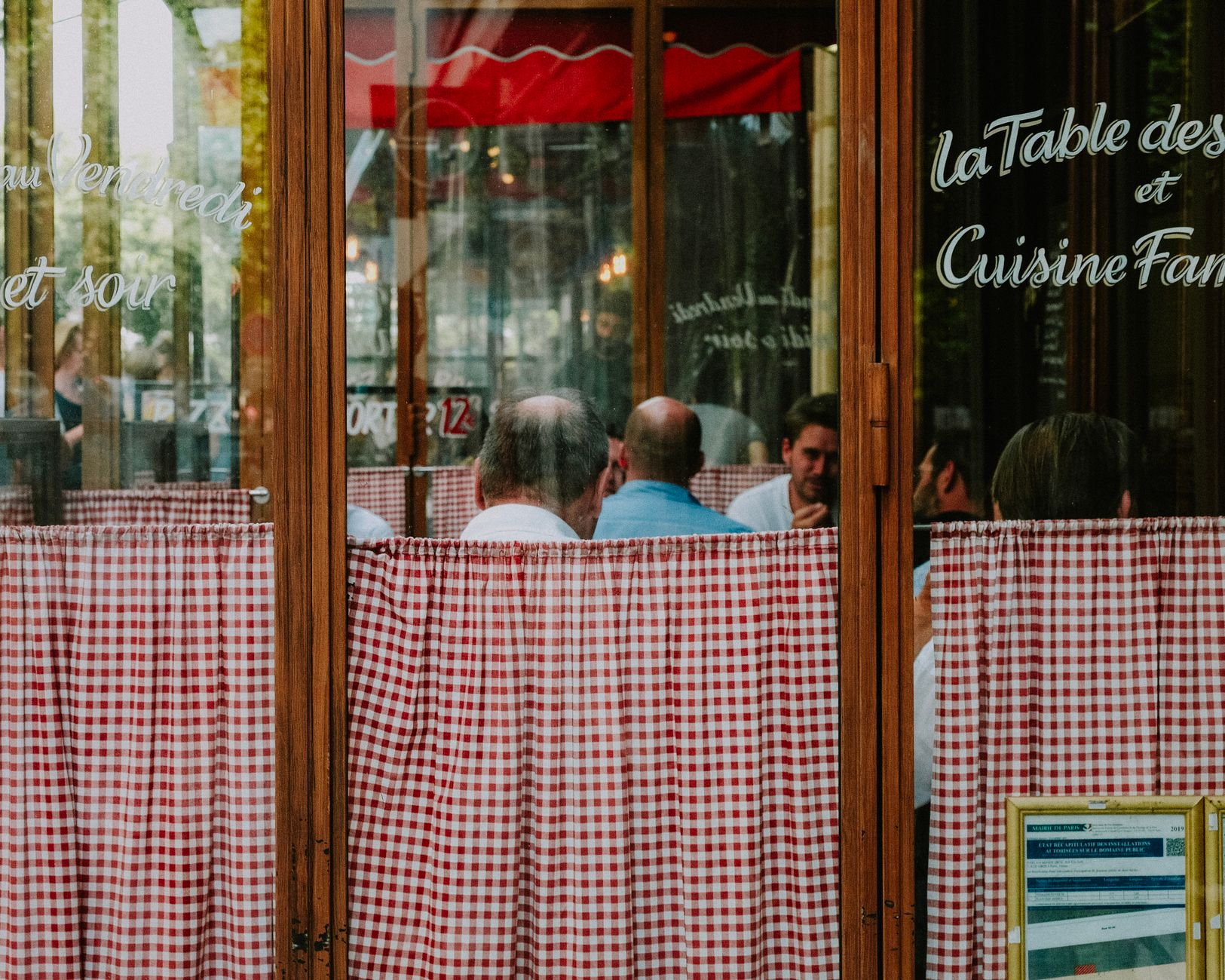 Pourquoi les parcs deviennent indispensables aux seniors