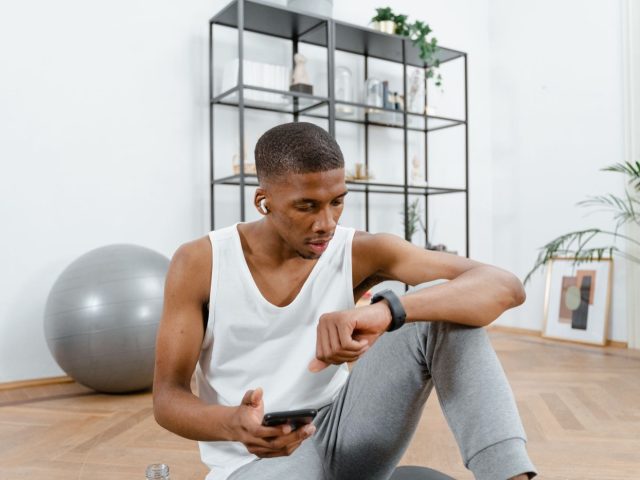 Avis Fitbit pour suivi d&rsquo;activité quotidienne et sommeil